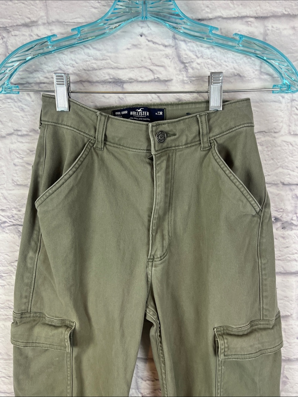 Hollister Ultra High Rise Dad cargo style casual green pants 23R** read - Picture 3 of 8